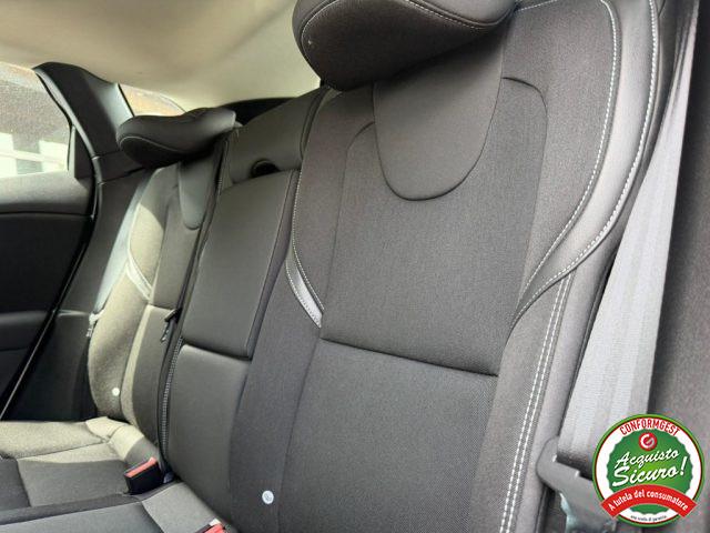 VOLVO V40 D2 Momentum Navi Led