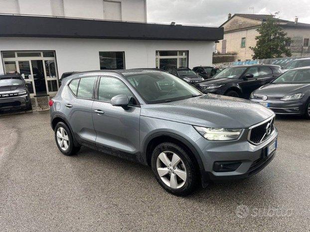 VOLVO XC40 D3 Business