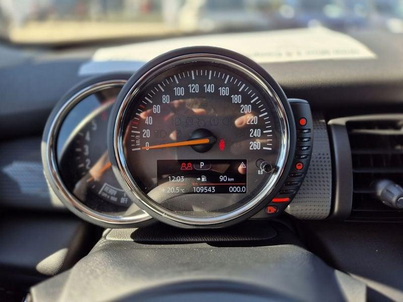 MINI Mini 5 porte Mini 1.5 Cooper D 3p auto