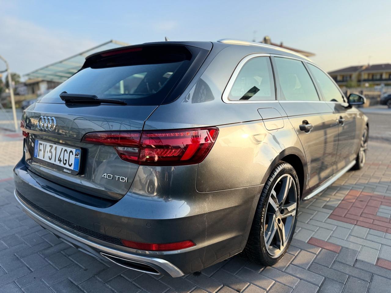 Audi A4 Avant 40 TDI S tronic line edition 190CV .VIRTUAL