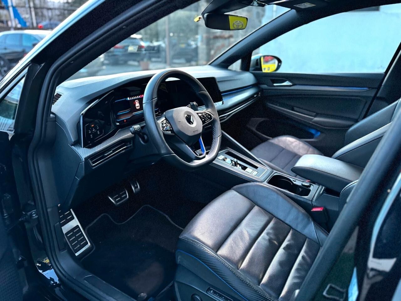 Volkswagen Golf R 2.0 TSI 320cv anno 12/2021 Scarico AKRAPOVIC Permute Finanziamenti Garanzia