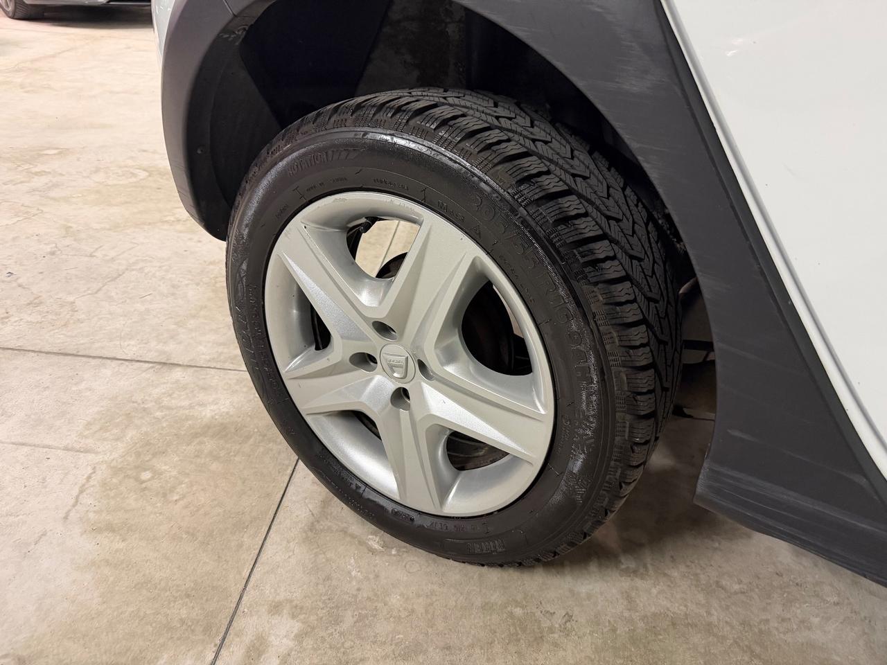 Dacia Sandero Stepway 1.6 12V 90CV Prestige