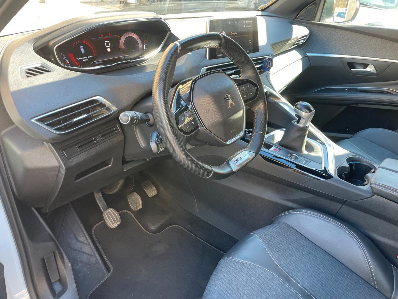 Peugeot 3008 130CV GT Line