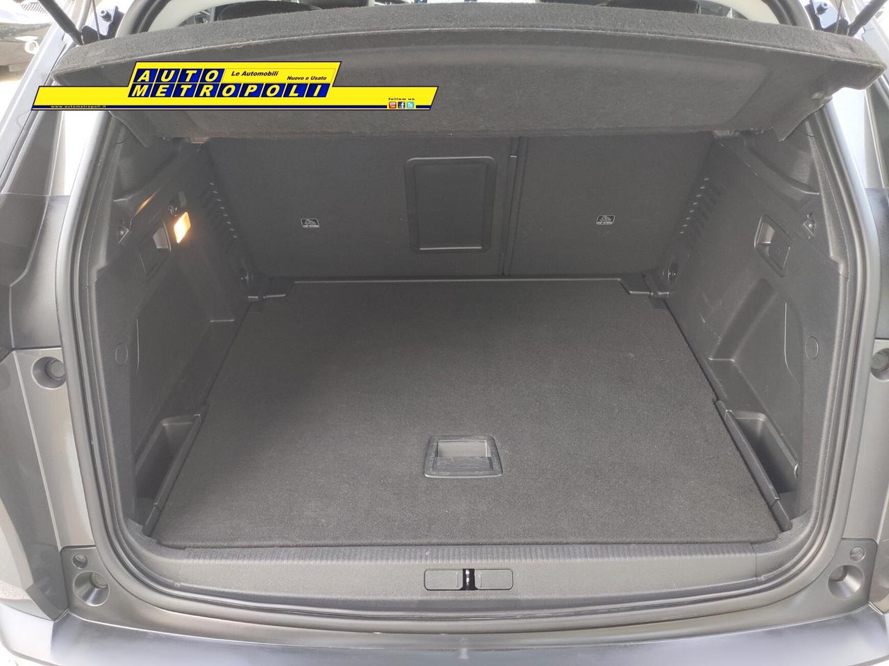 Peugeot 3008 1.5 130cv BlueHDi S&S EAT8 Allure Pack (Autom.)