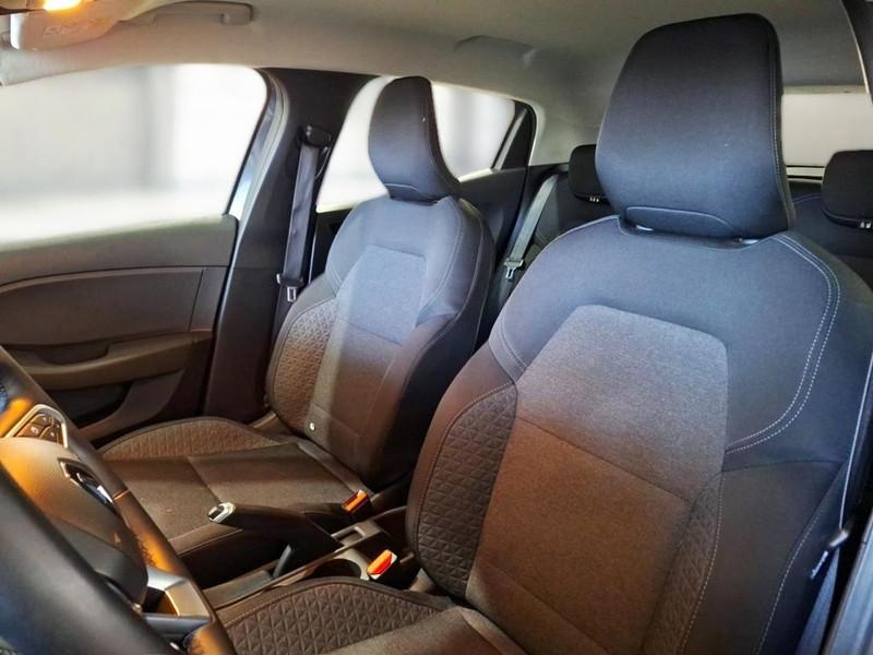 RENAULT CLIO 1.6 HYBRID E-TECH 67KW BUSINESS 5 PORTE BERLINA