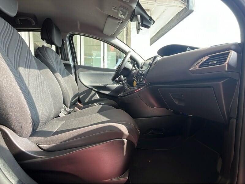 Lancia Ypsilon Ypsilon 1.0 FireFly 5 porte S&S Hybrid Ecochic Gold