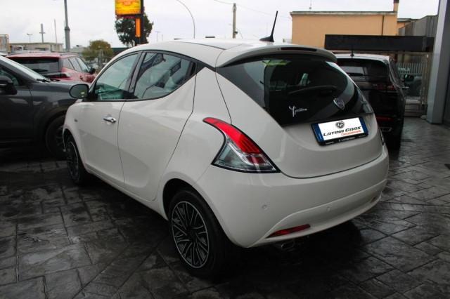 Lancia Ypsilon III 1.0 hybrid Gold s&s 70cv Con CarPlay