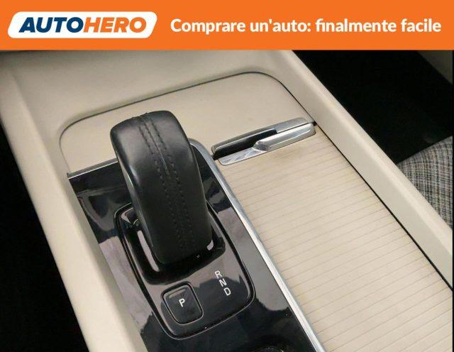 VOLVO V60 B4 Geartronic Momentum Business Pro