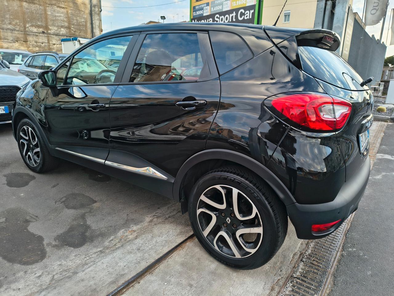RENAULT CAPTUR BENZINA UNICOPROPRIETARIO ANNO 2014