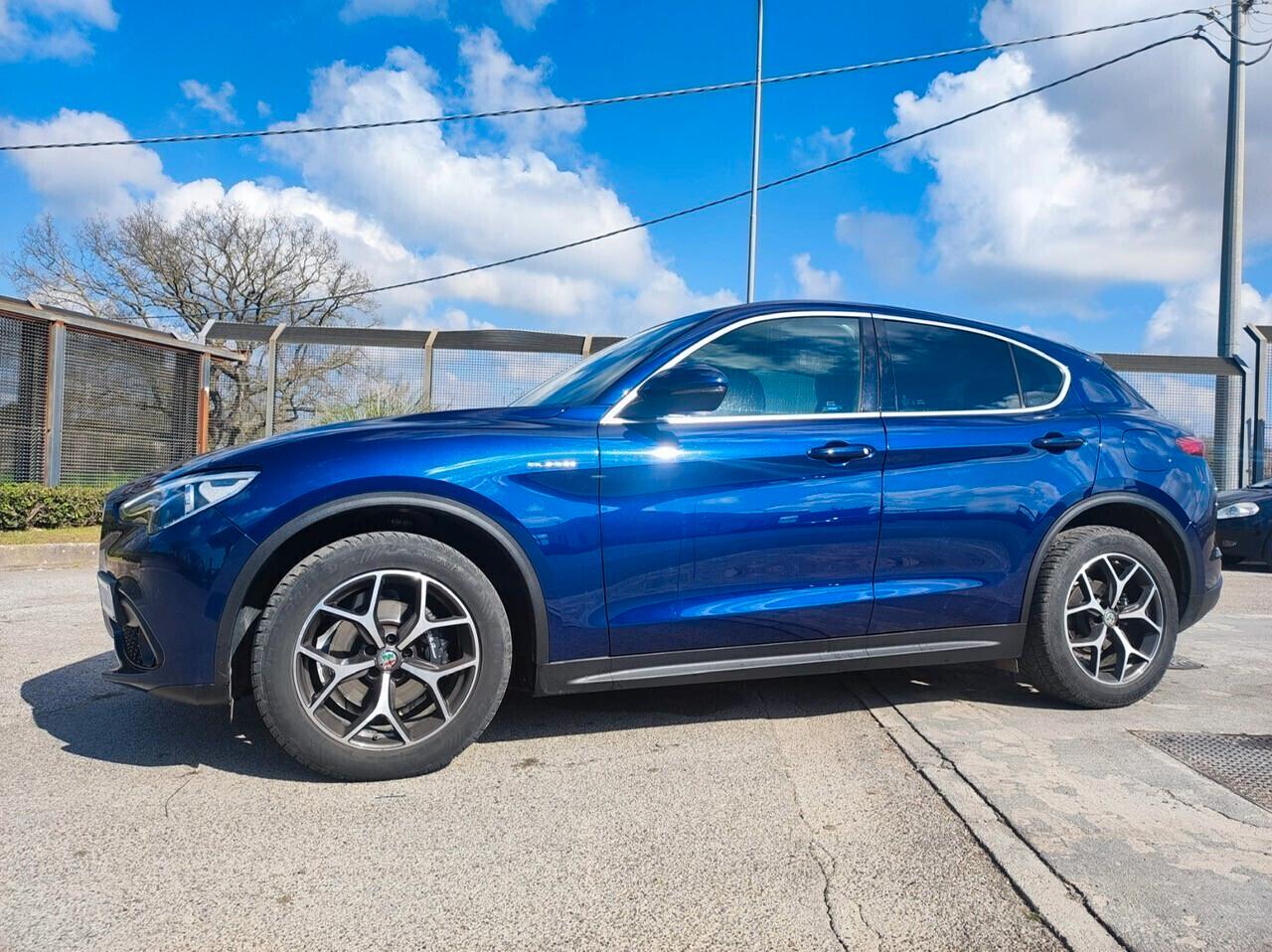 Alfa Romeo Stelvio 2.2 Turbodiesel 210 CV AT8 Q4 Super