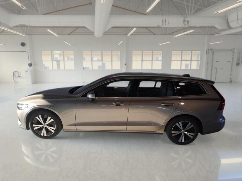 VOLVO V60 B4 D AUTOMATICO MOM.BUSINESS PRO STATION WAGON