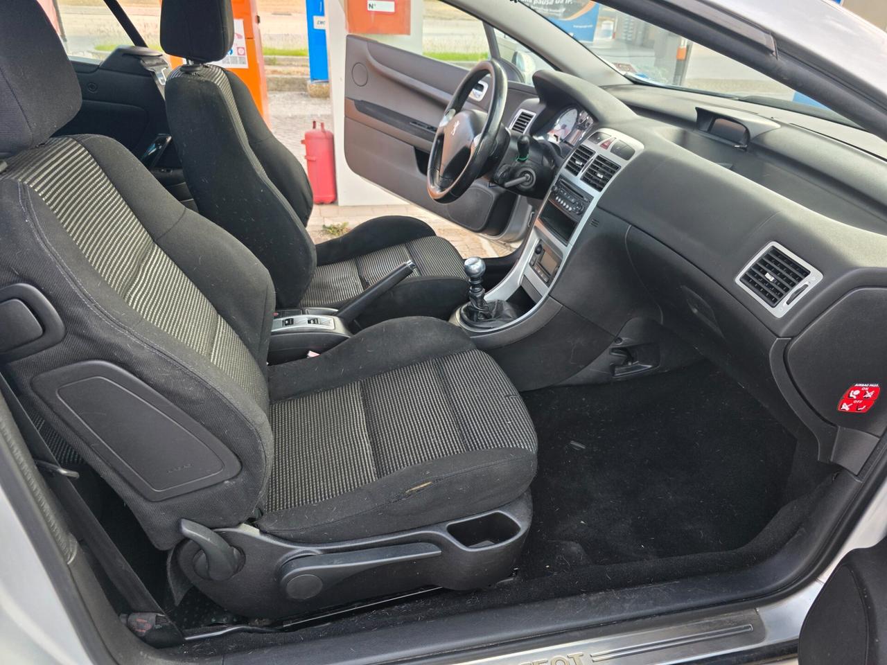 Peugeot 307 2.0 HDi FAP CC Féline con 279.000km Neopatentati ok