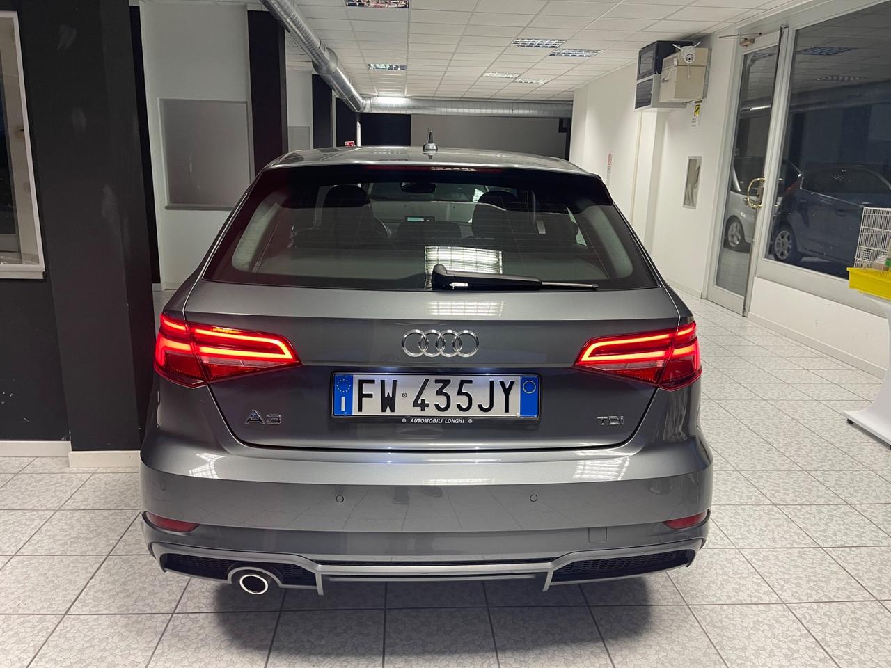 Audi A3 1.6 TDI 116 CV S tronic S-Line