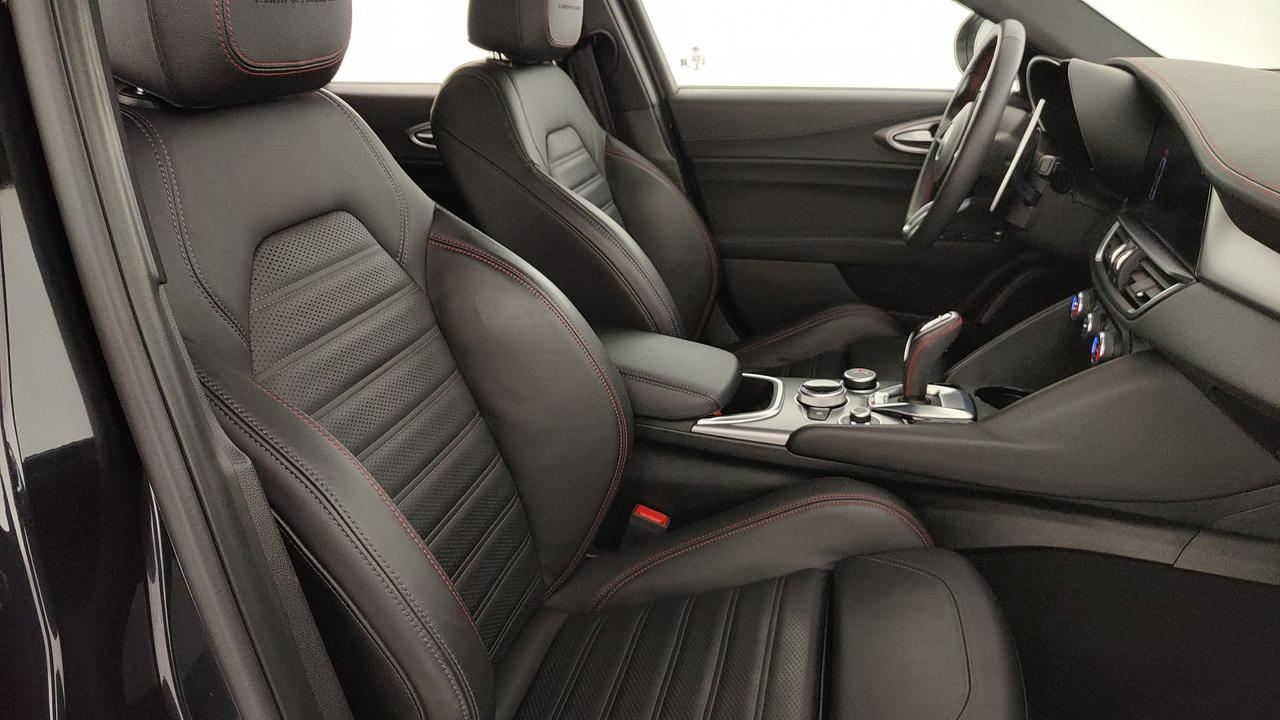 ALFA ROMEO Giulia 2.2 t Competizione 160cv auto