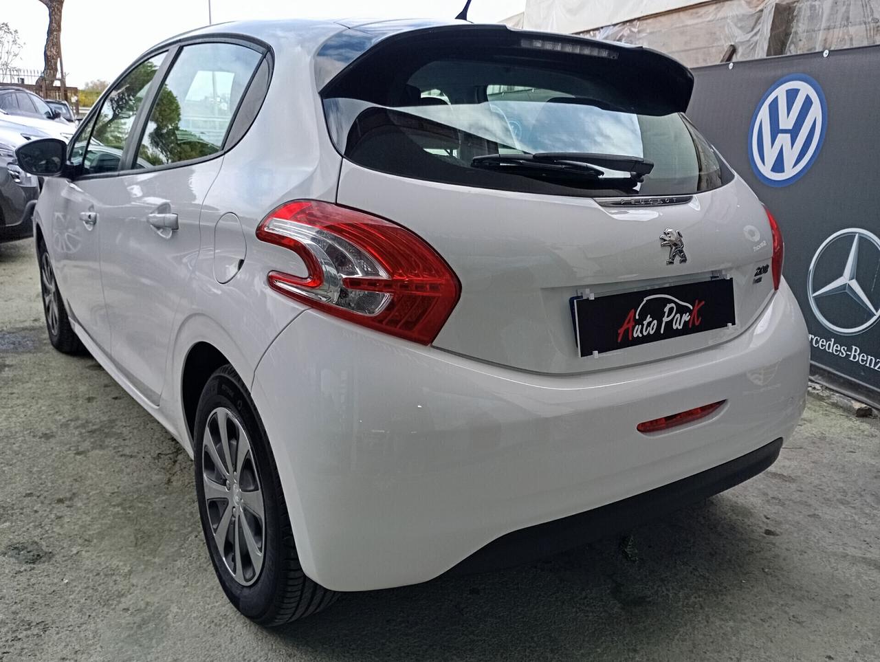 Peugeot 208 5P 1.4 e-HDi 68CV Active Aut.