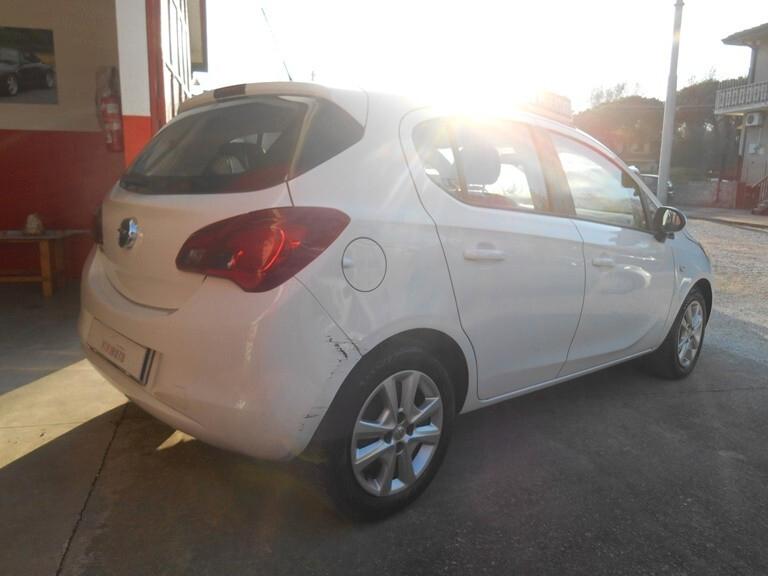 Opel Corsa 1.4 90CV GPL Tech 5 porte NEOPATENTATI