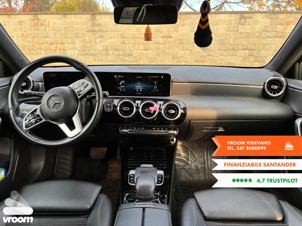 MERCEDES Classe A (W177) A 180 Automatic Sport