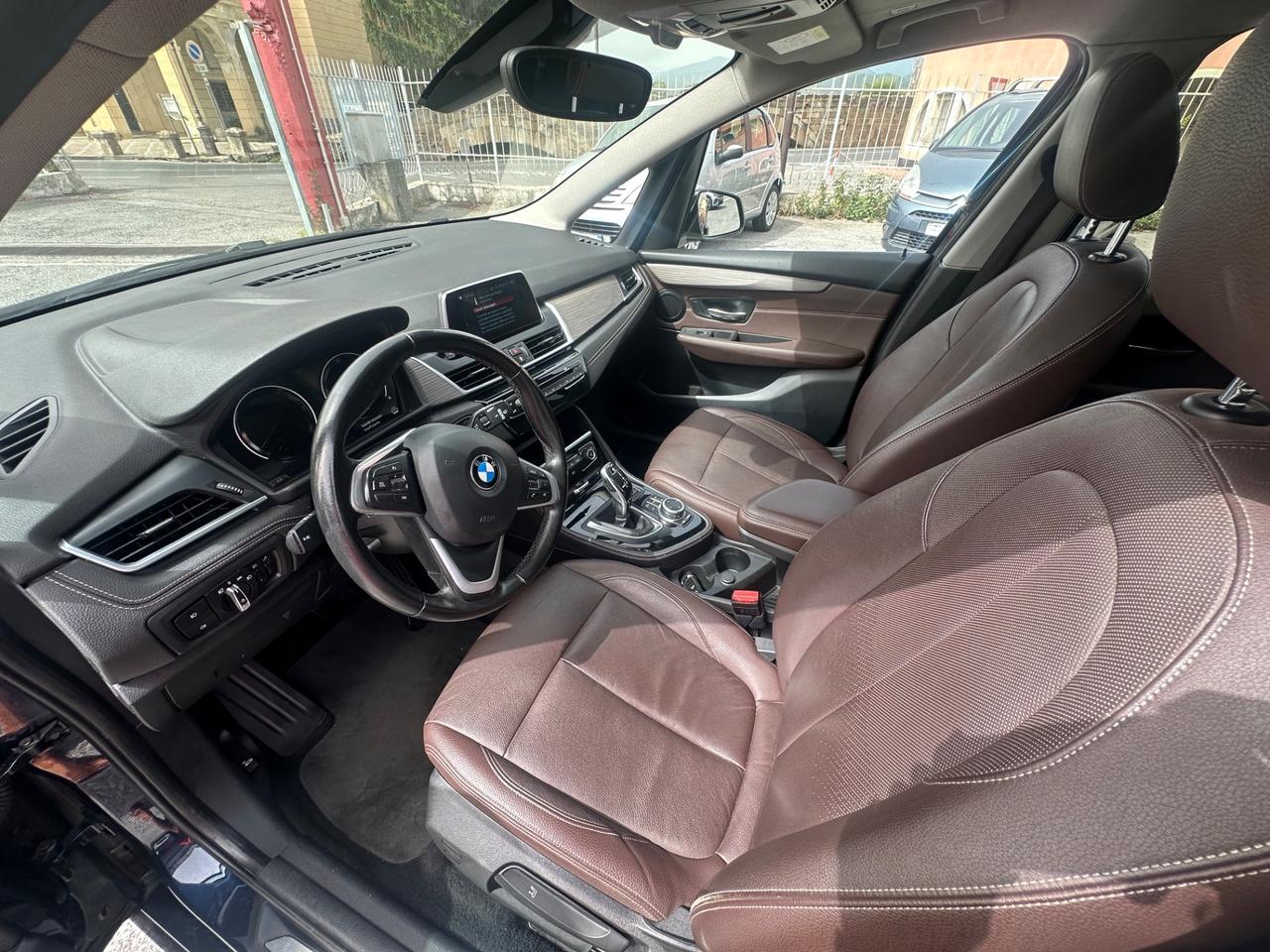 Bmw Serie 2 Gran Tourer 220d Luxury aut.