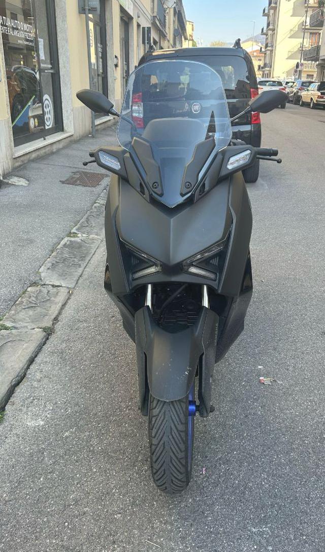 YAMAHA X-MAX 300 Icon Black