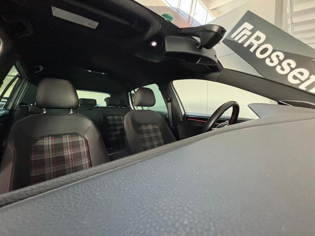 VOLKSWAGEN Golf GTI 2.0 TSI DSG 5p. BlueMotion Technology