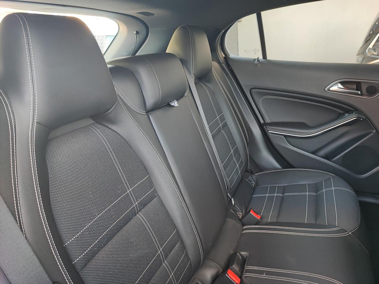 Mercedes-benz GLA 200 CDI Automatic Premium