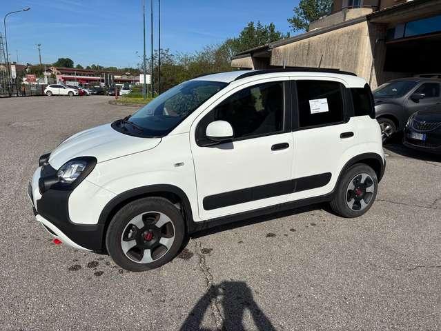 Fiat Panda 1.0 firefly hybrid Cross s