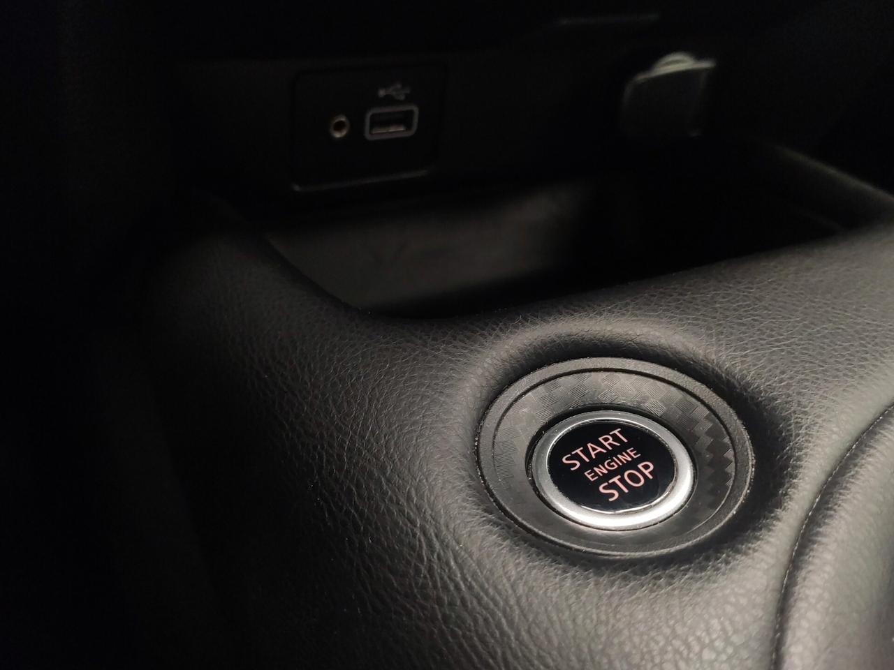 Nissan Juke 1.0 DIG-T 114 CV Tekna