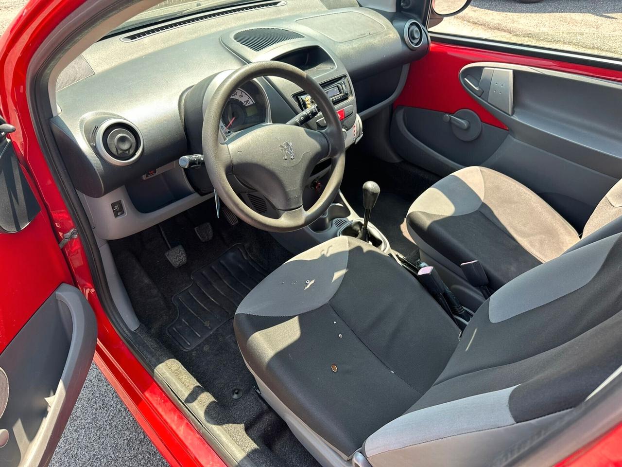 PEUGEOT 107 1.0BENZINA 68CV 120MILAKM NEOPATENTATI