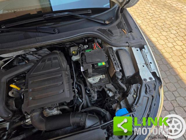 AUDI A1 25 1.0 95cv S Line Identity Black