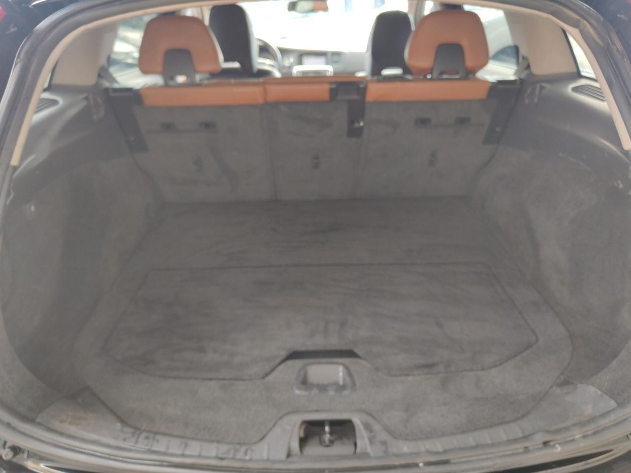 Volvo V60 D5 Geartronic Summum
