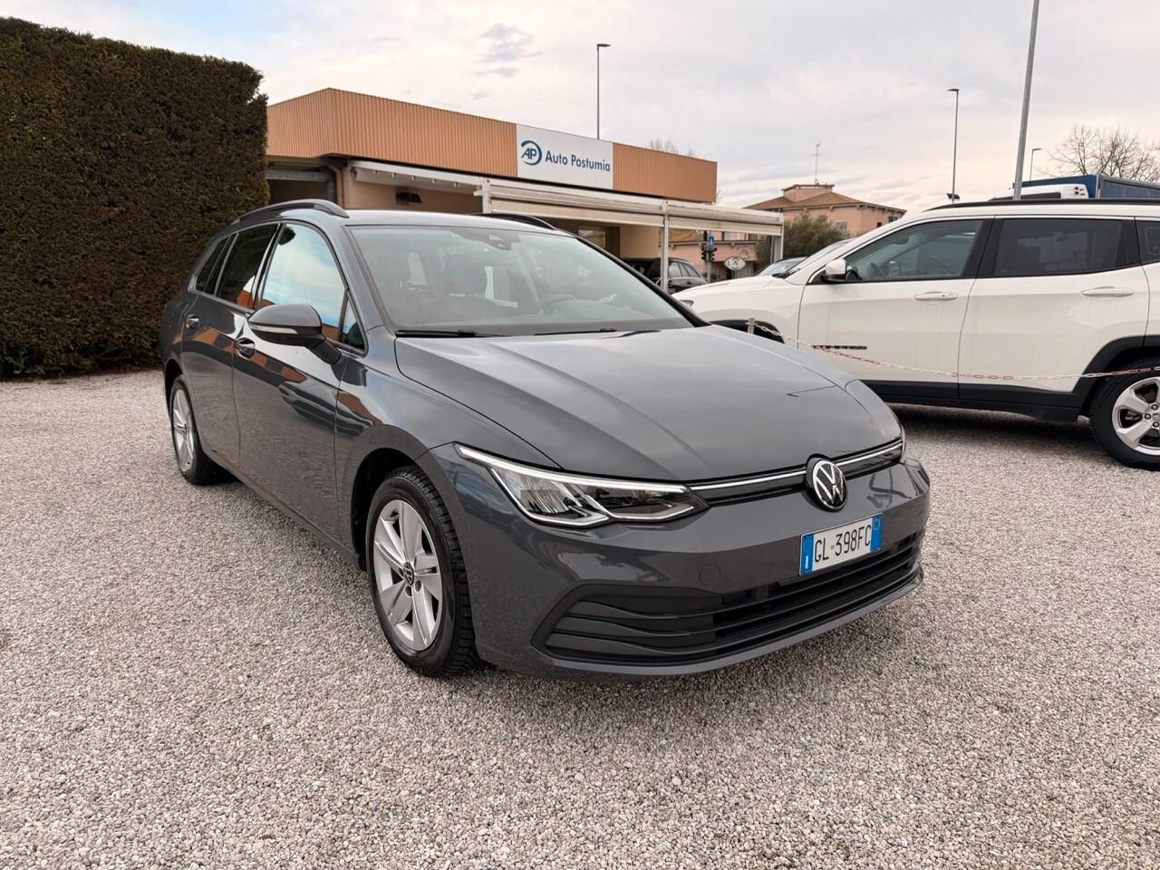 Volkswagen Golf Variant 2.0 TDI 116 CV DSG Life (display digitale - fari Led pacchetto luci)