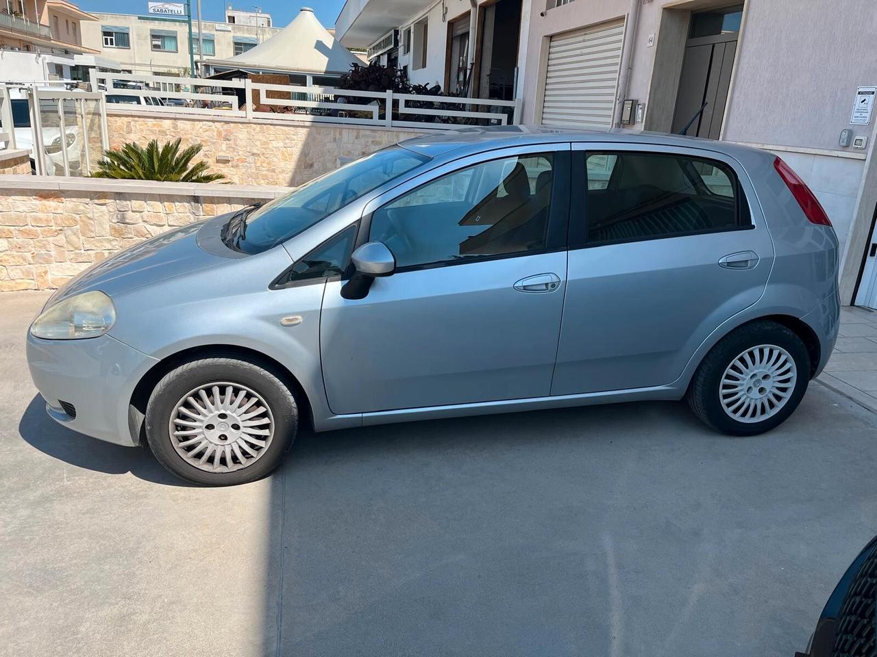 Fiat Grande Punto 1.3 MJT 75 CV 5 porte Active