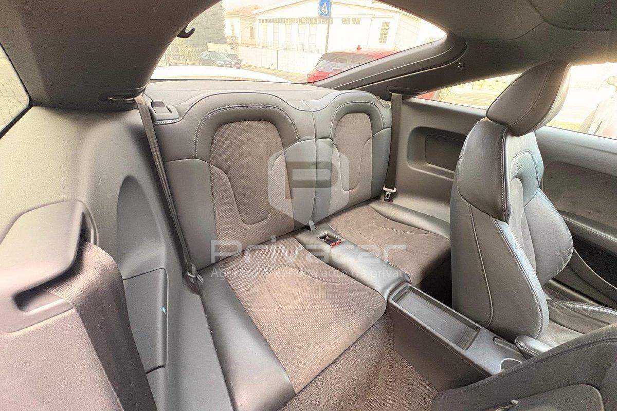 AUDI TT Coupé 2.0 TDI quattro Advanced plus