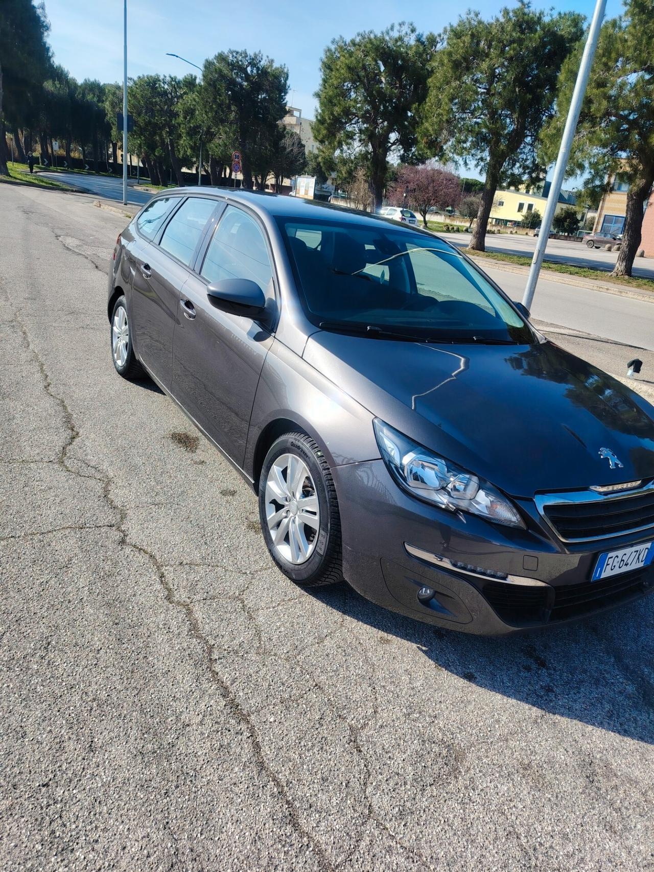 Peugeot 308 BlueHDi 120 S&S SW Business