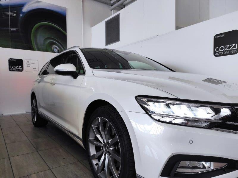 Volkswagen Passat 8ª serie Variant 2.0 TDI SCR 190 CV 4MOTION DSG Executive BMT