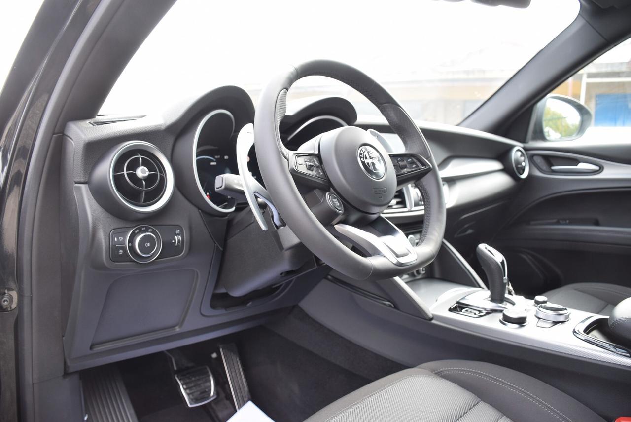 Alfa Romeo Stelvio 4700KM - 2.2 Turbodiesel 160CV AT8 RWD Sprint FULL IVA DETR.