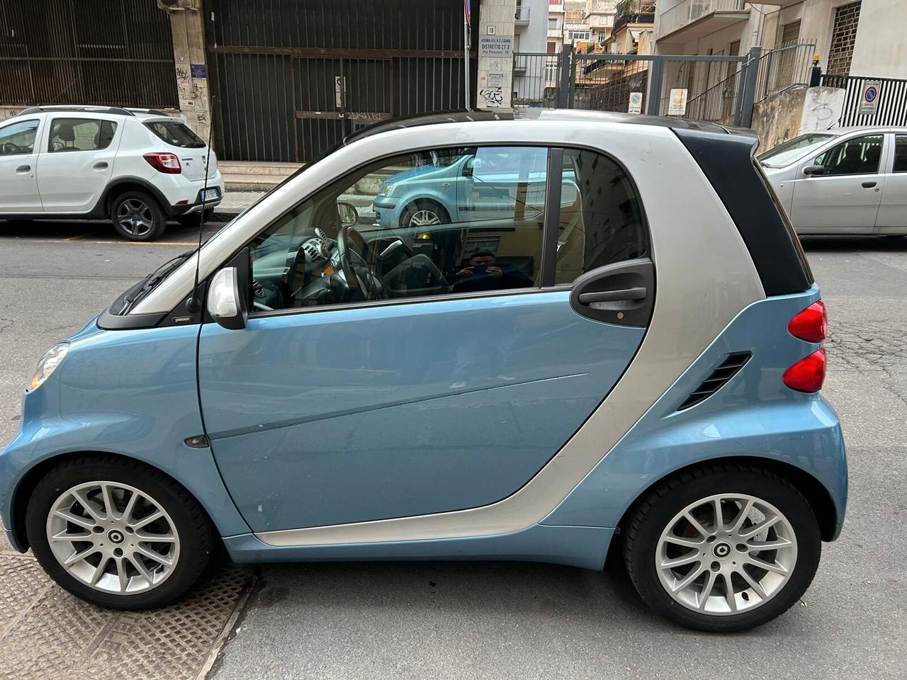 Smart ForTwo 1000 52 kW MHD coupé passion