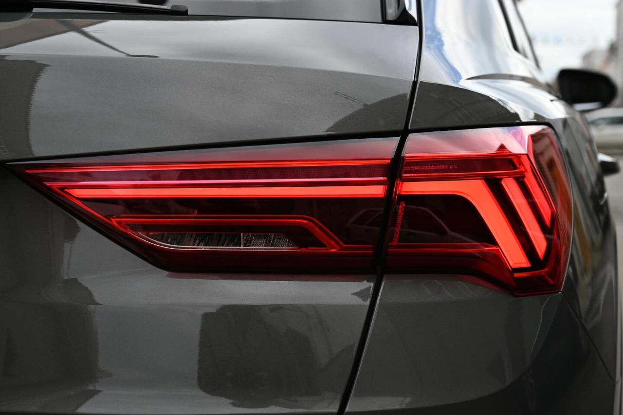 Audi Q3 35 TDI S tronic line edition