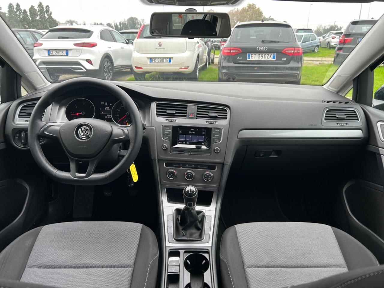 Volkswagen Golf 1.6 TDI 5p. | CERCHI IN LEGA