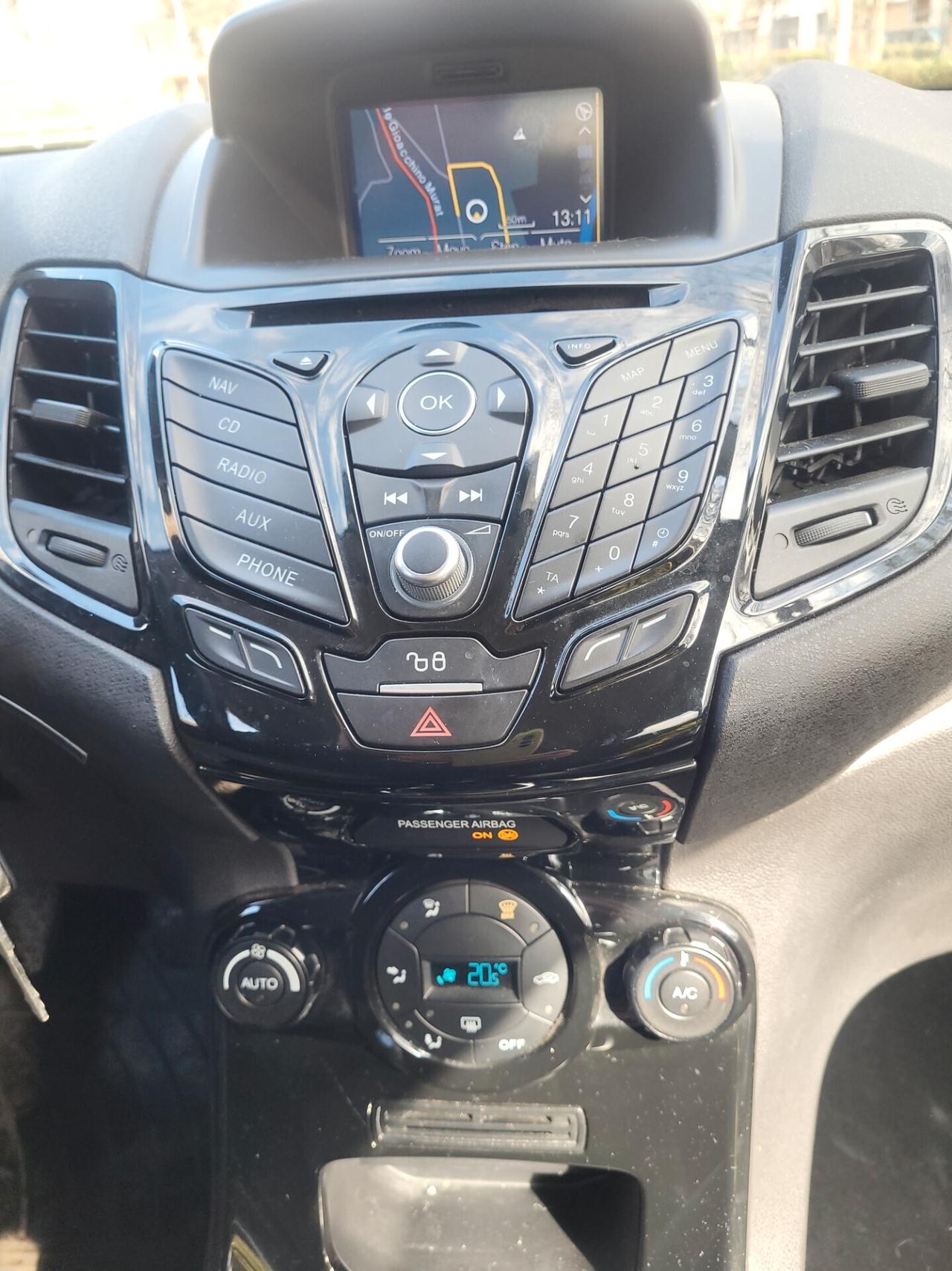 FORD Fiesta 1,5 TDCi-6B-UNICA PROP-NAVI-3 REVISIONI