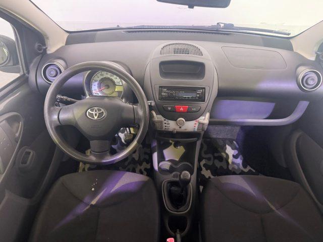 TOYOTA Aygo 1.0 12V VVT-i 5 porte Sol Red Edition
