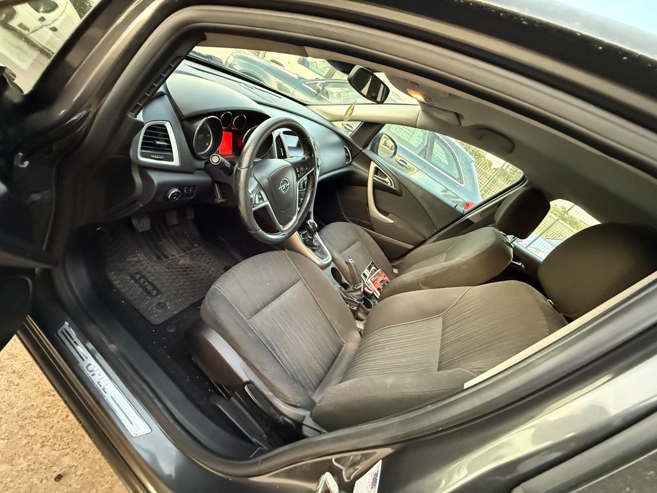 Opel Astra 1.7 CDTI 125CV 5 porte Cosmo