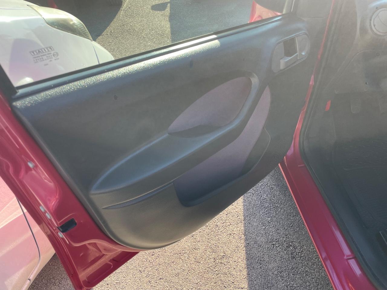 FIAT PANDA 1.2 BENZINA 60 (CV) 2010