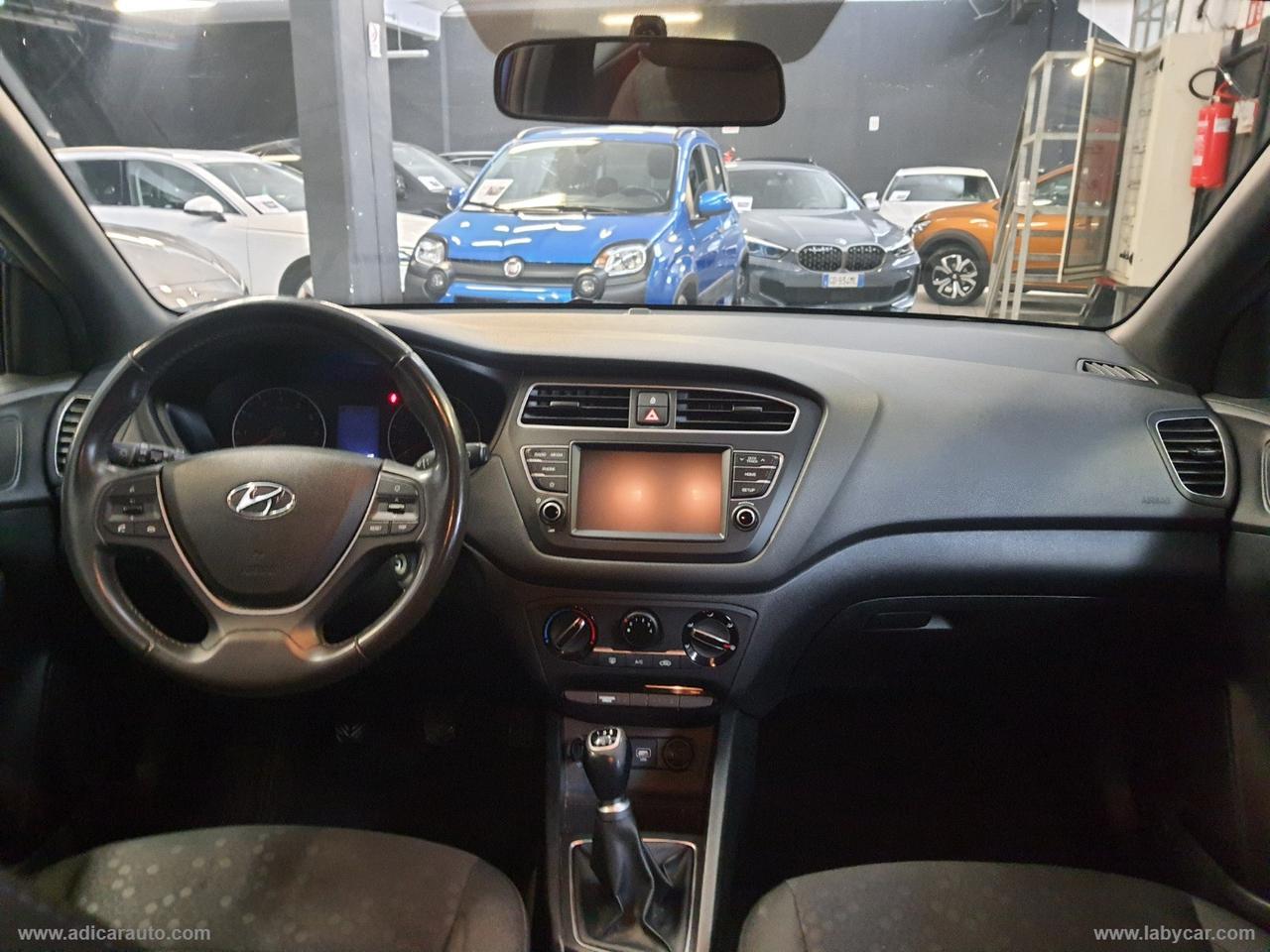 HYUNDAI i20 1.2 5p. Econext