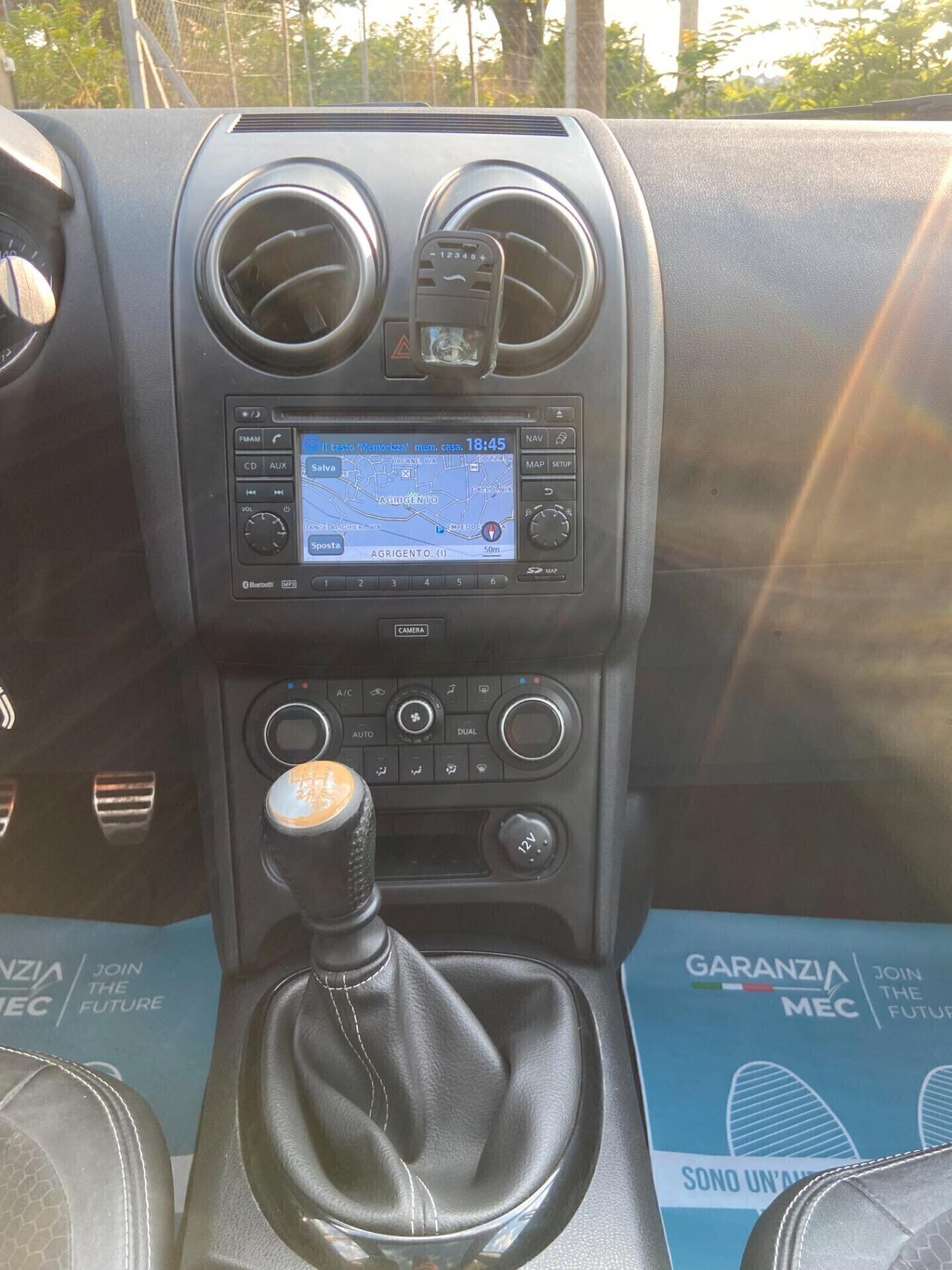 Nissan Qashqai 1.6 dCi Tekna (Tetto-Navi-Retro)