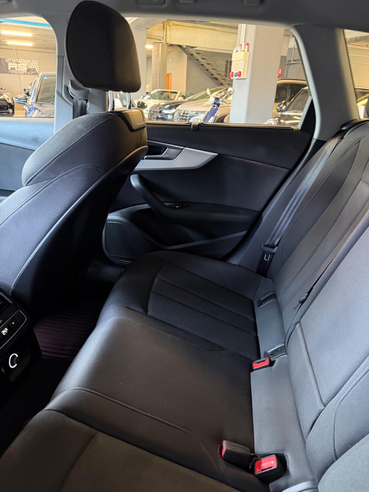 Audi A4 AVANT 2.0 TDI 35 FULLOPT UNICOPR EURO6B