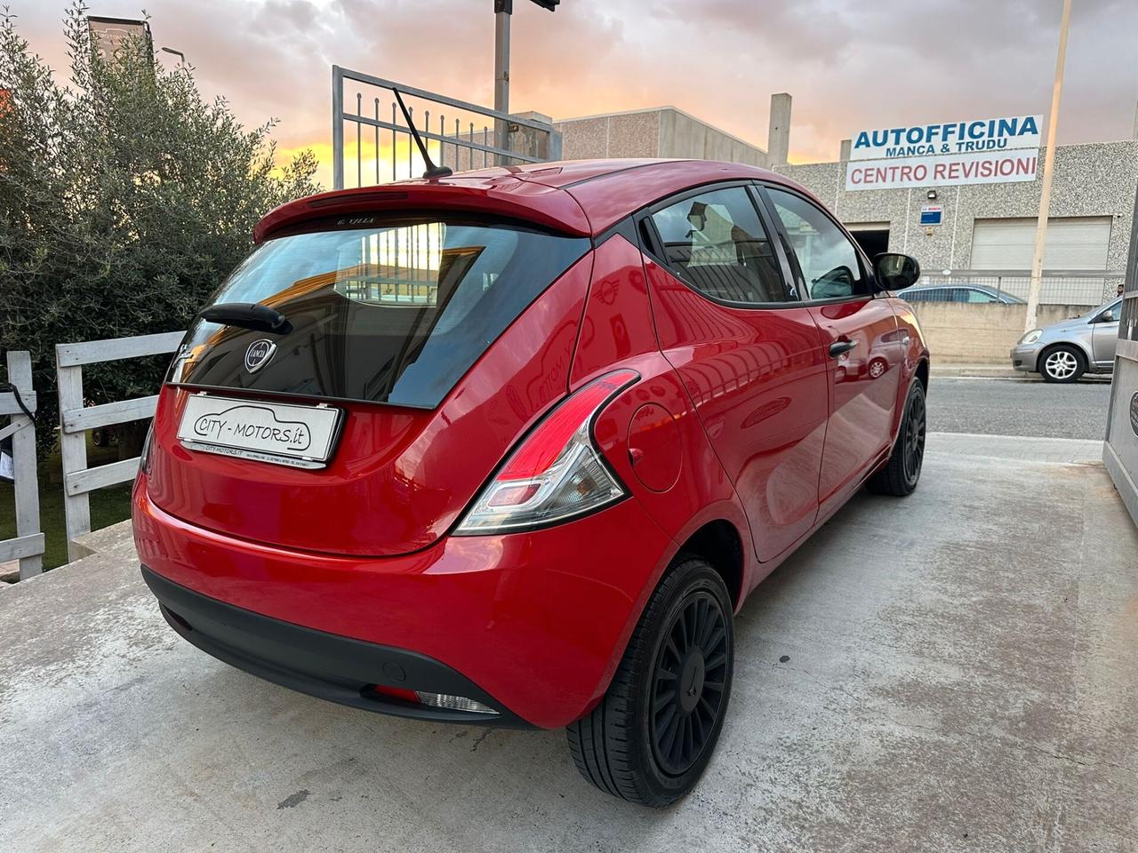 Lancia Ypsilon 1.2 S&S GOLD