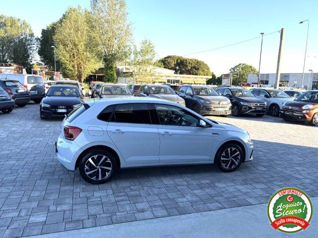 VOLKSWAGEN Polo 1.0 TGI 5p. R-LINE Sport ANCHE NEOPATENTATI