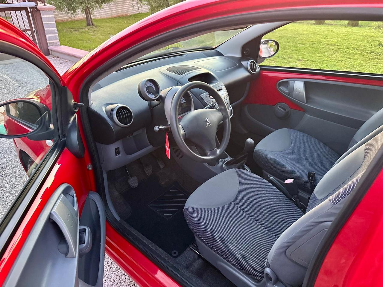 Peugeot 107 1.0 68CV 3p. Sweet Years