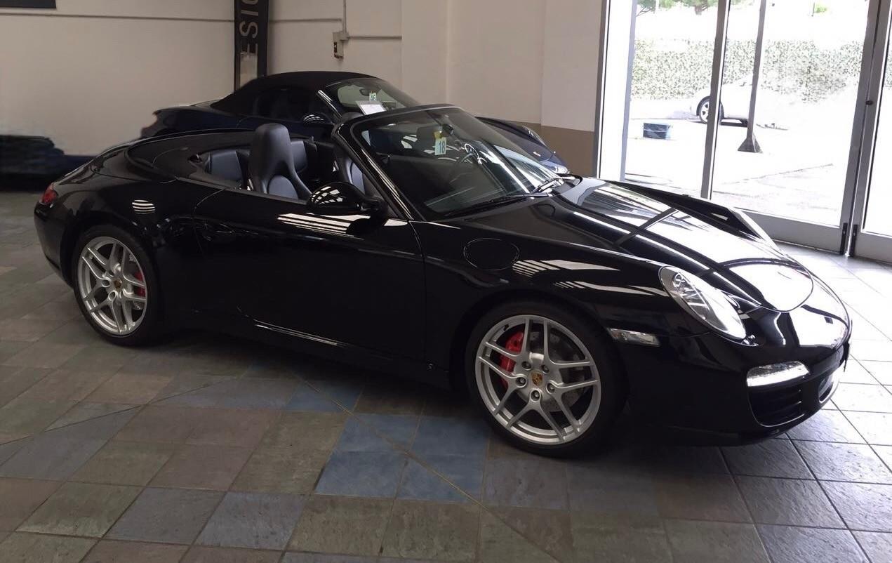Porsche 911 Carrera 4 Cabriolet MK2 - LEGGERE